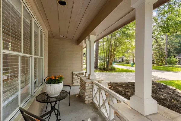 $505,000 | 50 West New Avery Place, The Woodlands, TX 77382