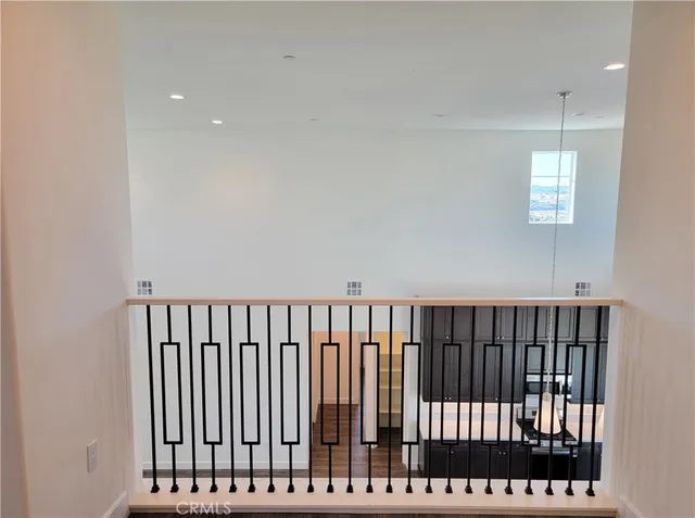 a view of a black and white wall