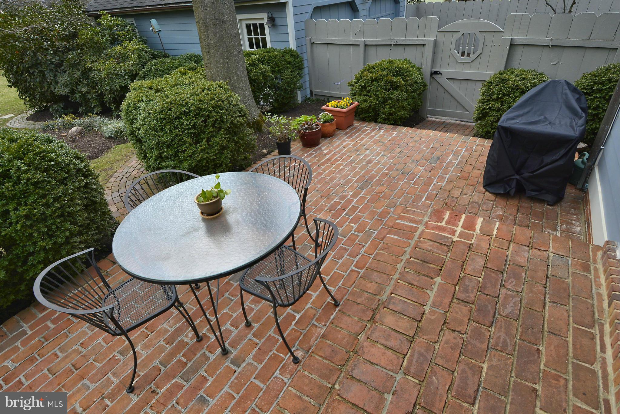 7717 Ridgecrest Drive Alexandria, VA 22308 - Photo 12 of 30 Exterior (Rear)