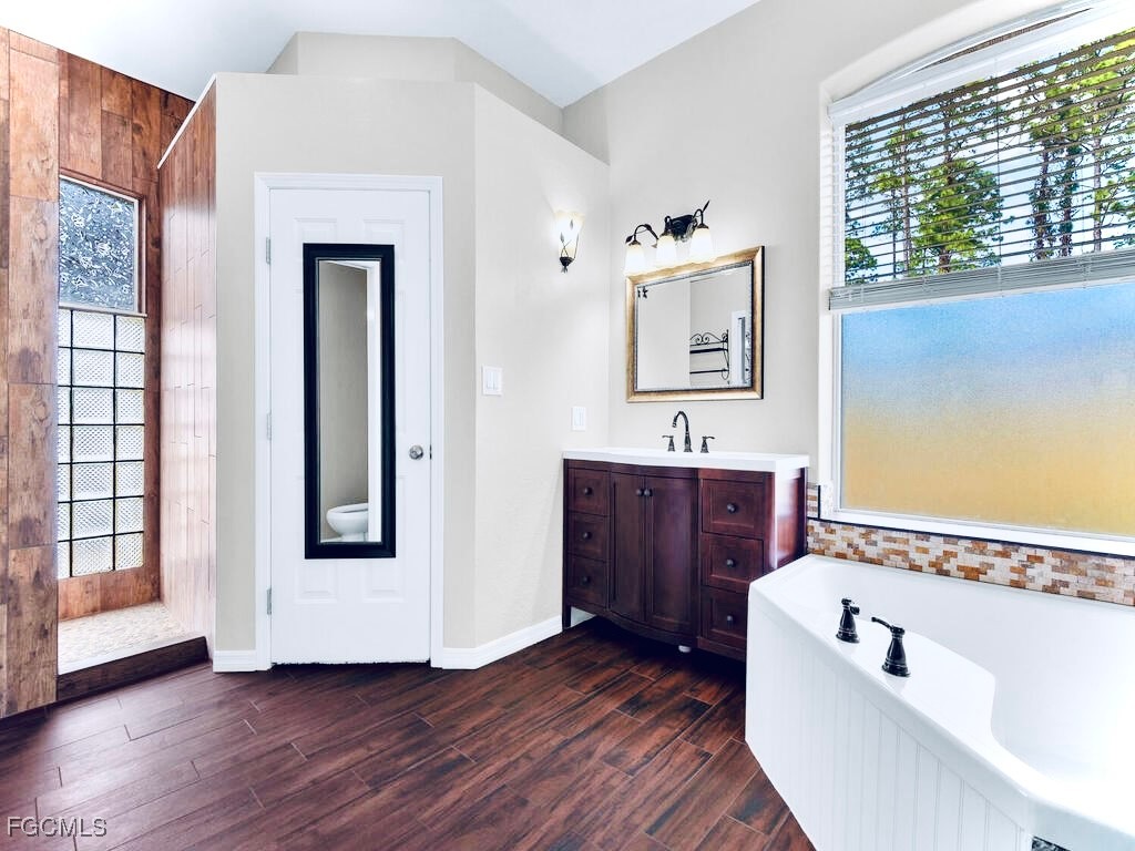 910 Prospect Avenue Lehigh Acres, FL 33972 - Photo 21 of 46