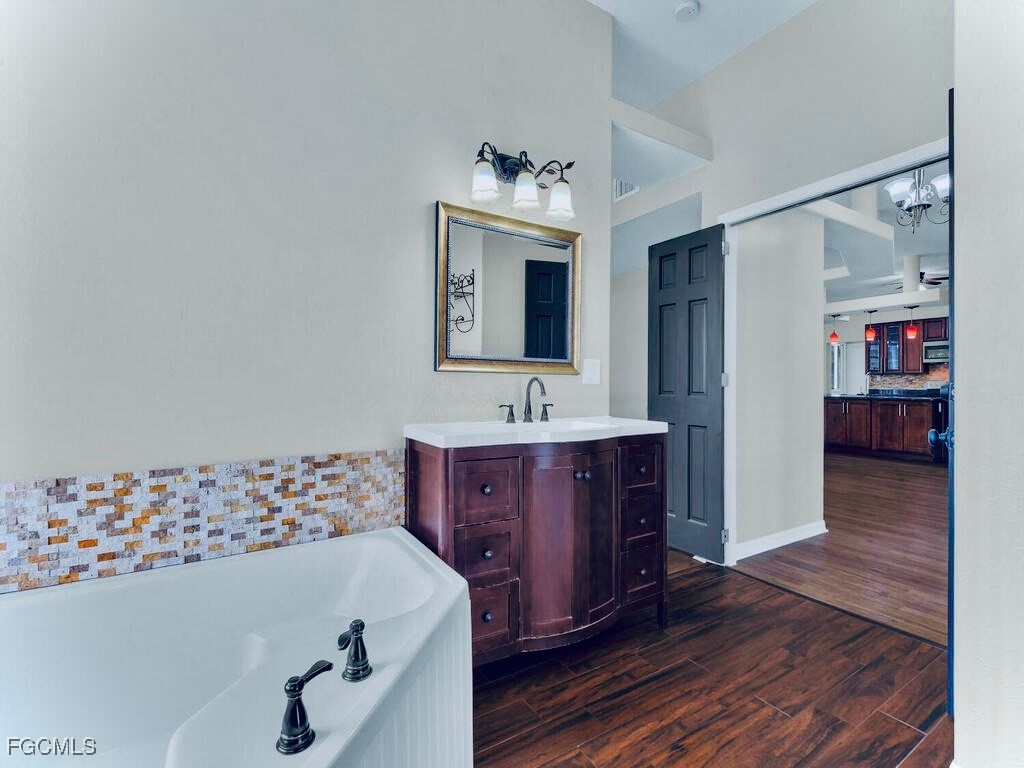 910 Prospect Avenue Lehigh Acres, FL 33972 - Photo 23 of 46