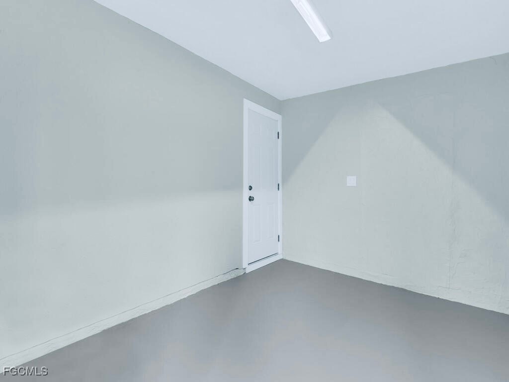 910 Prospect Avenue Lehigh Acres, FL 33972 - Photo 31 of 46