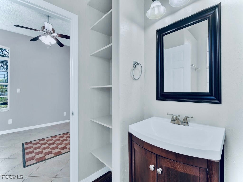 910 Prospect Avenue Lehigh Acres, FL 33972 - Photo 44 of 46