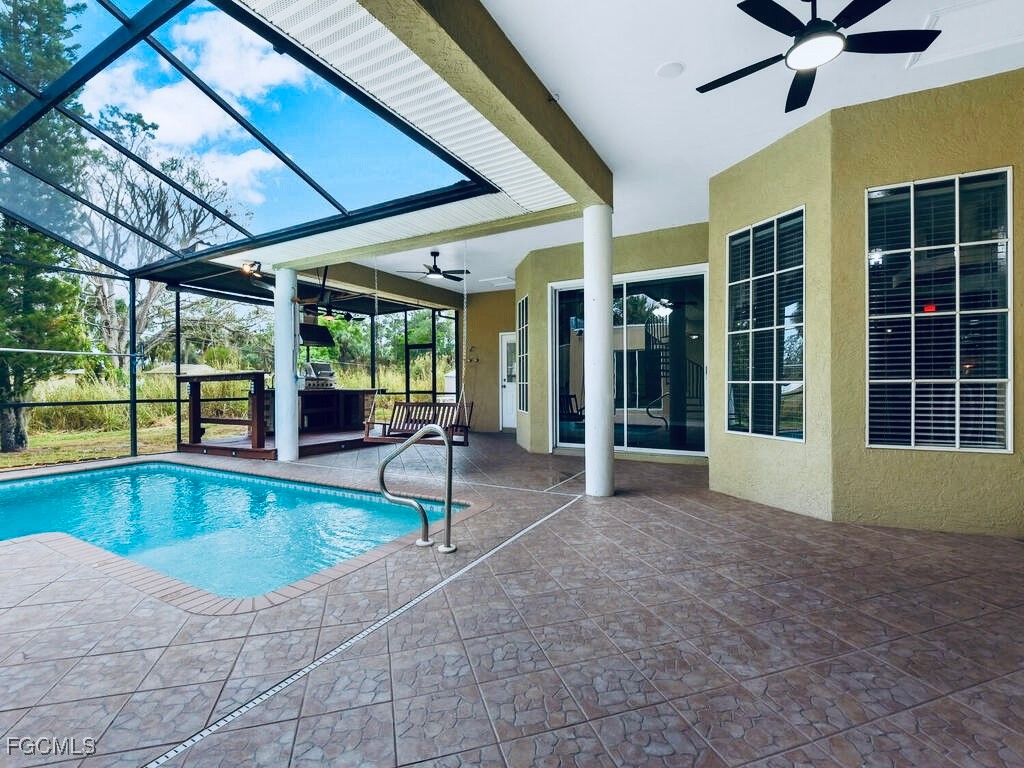 910 Prospect Avenue Lehigh Acres, FL 33972 - Photo 6 of 46