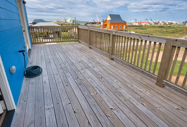 $800,000 | 1120 Monument Drive, Surfside Beach, TX 77541