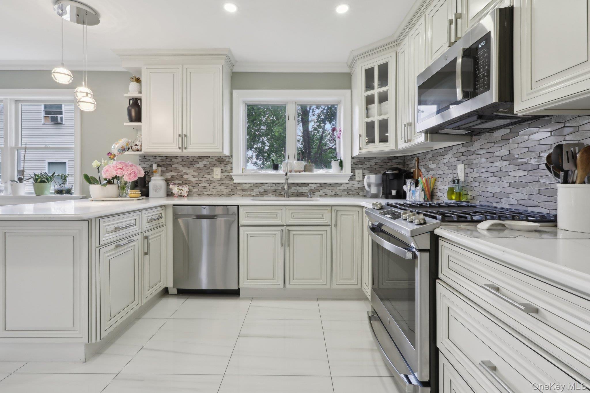 12-14 Lincoln Street Spring Valley, NY 10977 - Photo 8 of 39 Unit B, Level-2,Kitchen,crown molding,