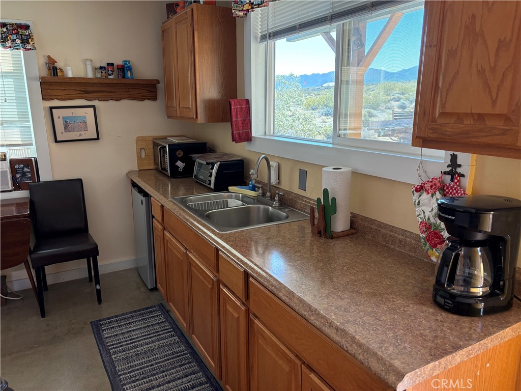 68033 Sullivan Road Twentynine Palms, CA 92277 - Photo 11 of 30 KITCHENETTE EAST CABIN