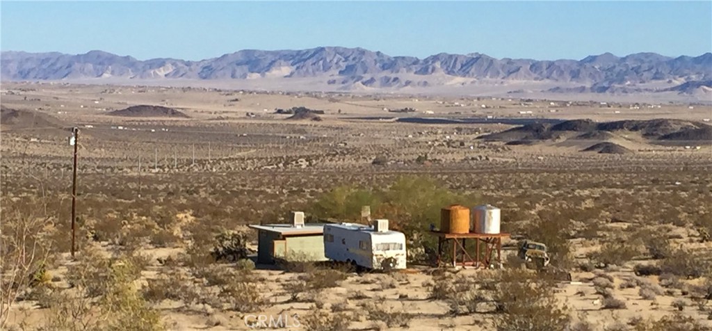 68033 Sullivan Road Twentynine Palms, CA 92277 - Photo 28 of 30 VIEW TO THE NORTH