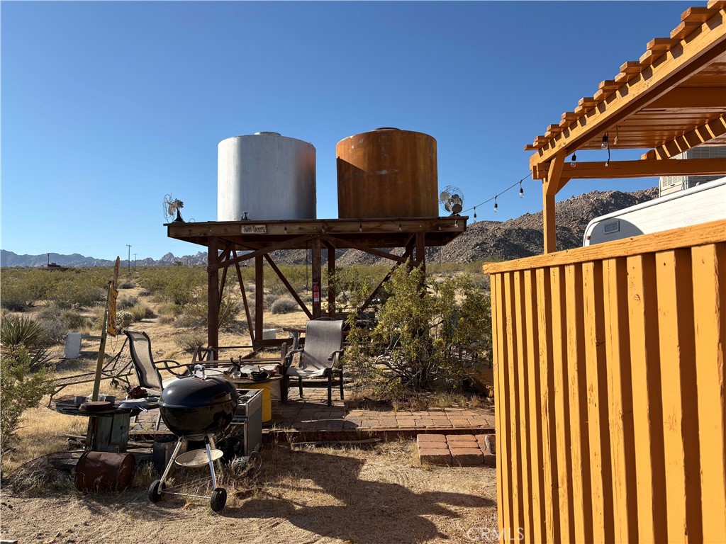 68033 Sullivan Road Twentynine Palms, CA 92277 - Photo 6 of 30 TWIN TANKS