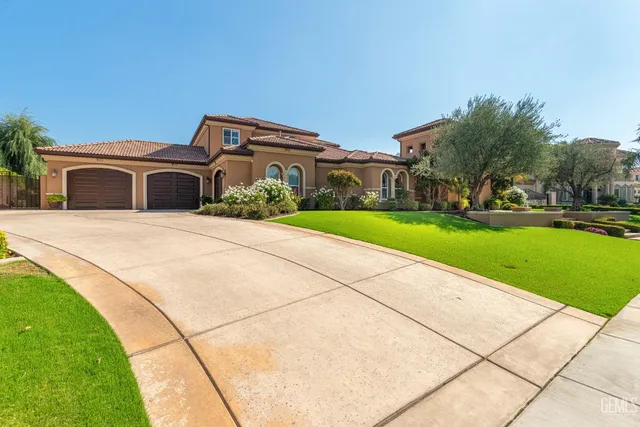 a front view of a house with entryway