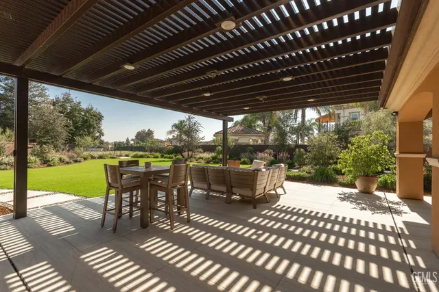 $2,600,000 | Undisclosed Address, Bakersfield, CA 93311