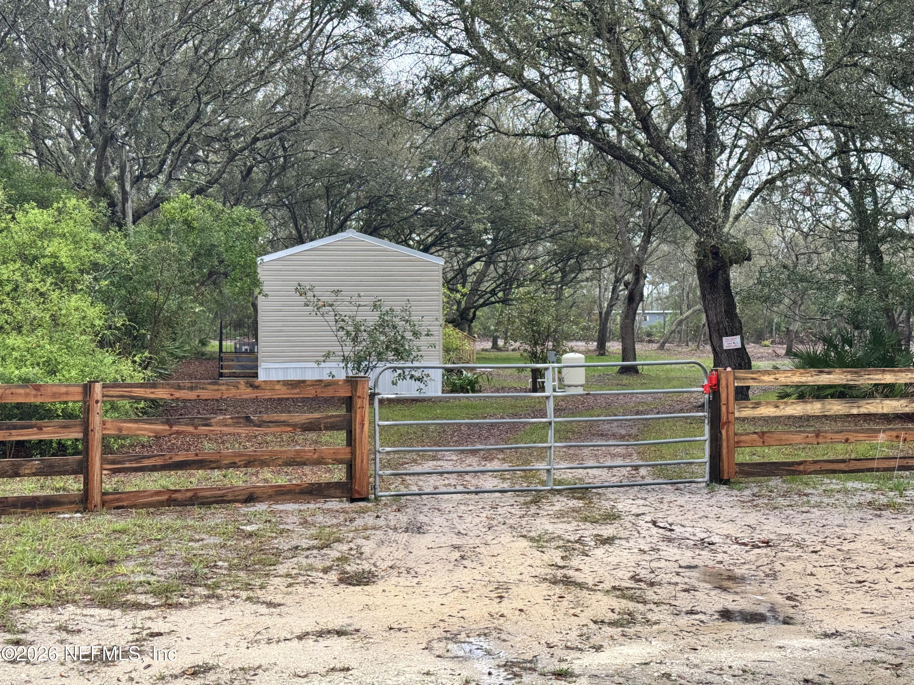 228 Browns Hammock Road Crescent City, FL 32112 - Photo 1 of 17 IMG_8767