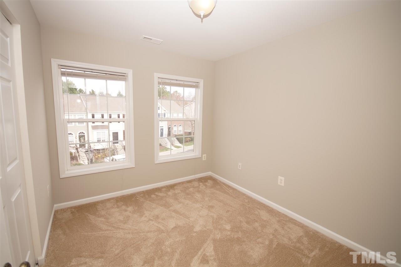 5514 Vista View Court Raleigh, NC 27612 - Photo 17 of 19 Gallery Image 17