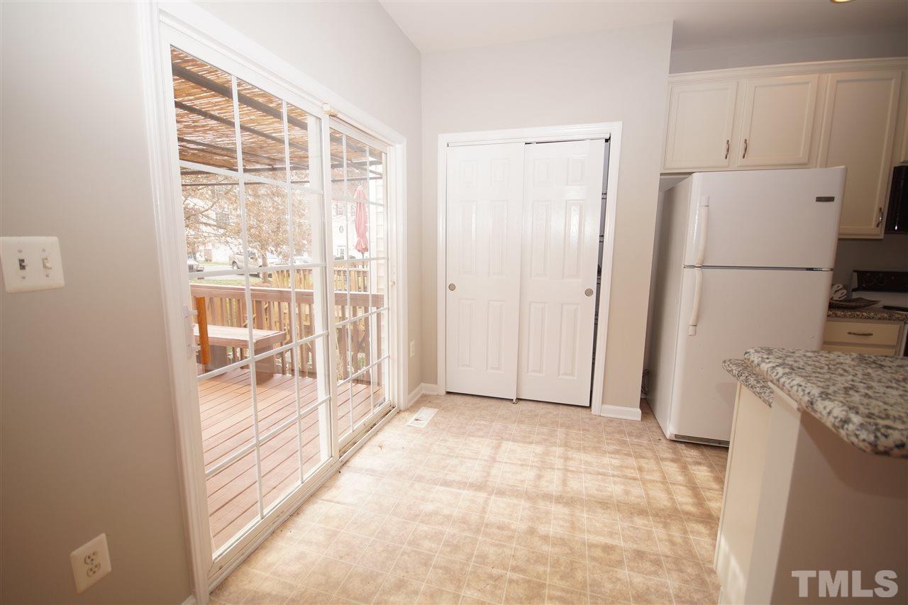 5514 Vista View Court Raleigh, NC 27612 - Photo 10 of 19 Gallery Image 10