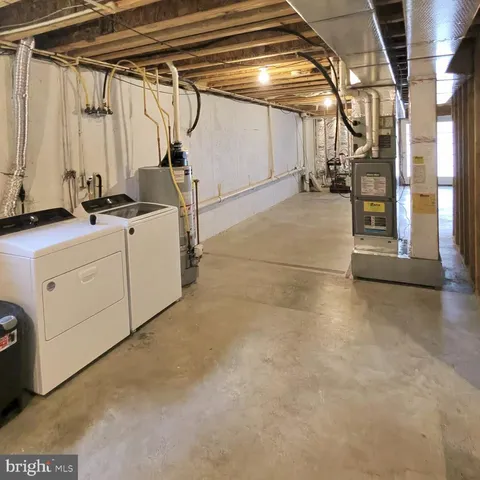 $2,200 | 449 North Washington Street, Pottstown, PA 19464