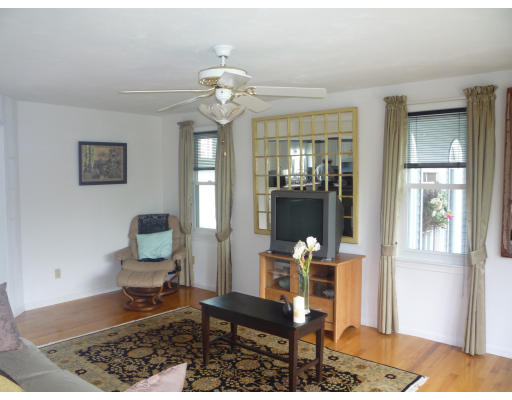 60 Central Tree Road Rutland, MA 01543 - Photo 3 of 24