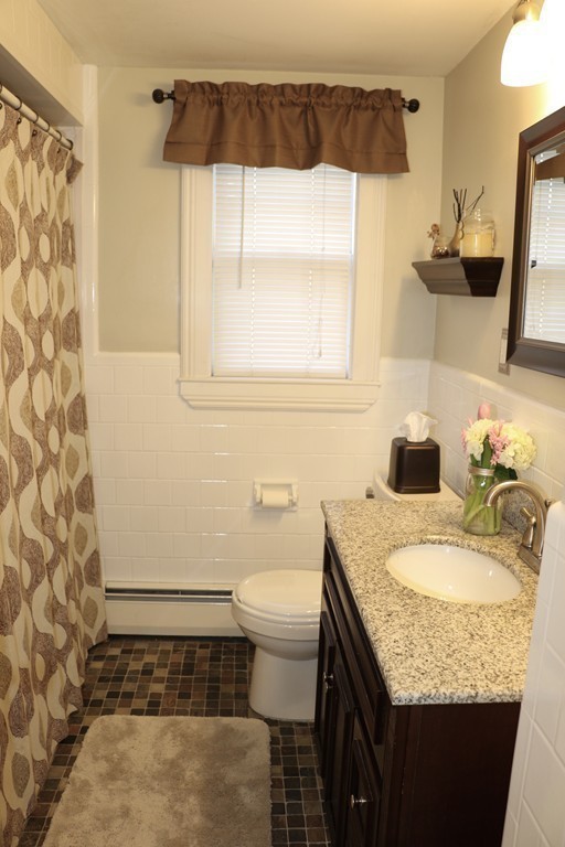 176 Marlborough Road Salem, MA 01970 - Photo 13 of 30