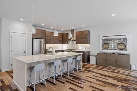 $1,250,000 | 2627 Southwest 100th Street, Seattle, WA 98146