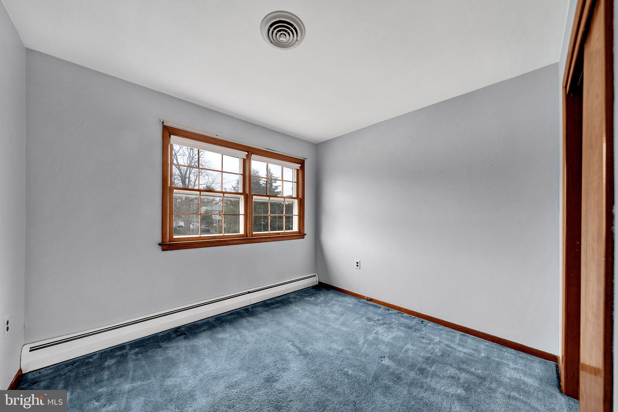 21 Fabrow Drive Titusville, NJ 08560 - Photo 28 of 43 an empty room with a window