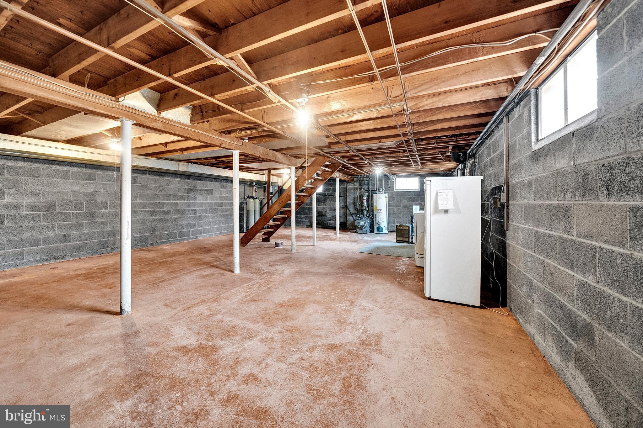 21 Fabrow Drive Titusville, NJ 08560 - Photo 34 of 43 a view of empty room with wooden walls
