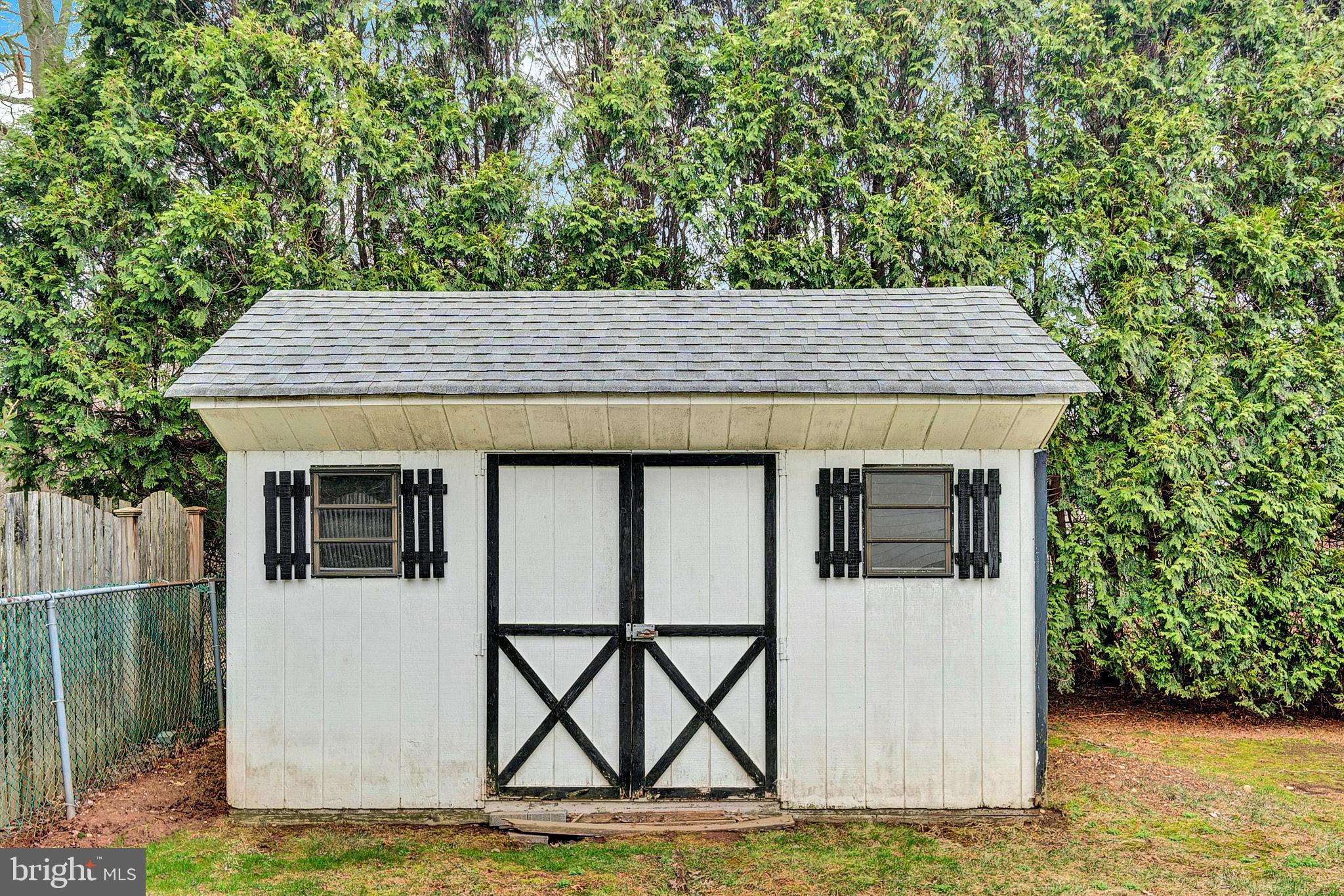 21 Fabrow Drive Titusville, NJ 08560 - Photo 43 of 43 a view of house with backyard
