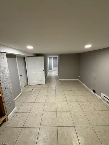 $3,500 | 415 Magie Avenue, Elizabeth, NJ 07208