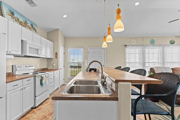 $429,000 | 702 Surf Drive, Surfside Beach, TX 77541