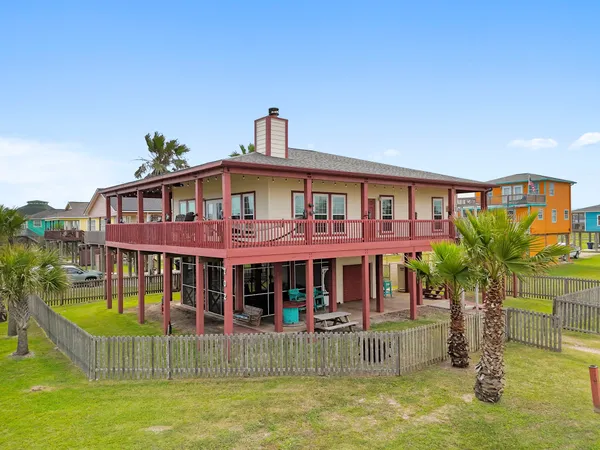 $429,000 | 702 Surf Drive, Surfside Beach, TX 77541