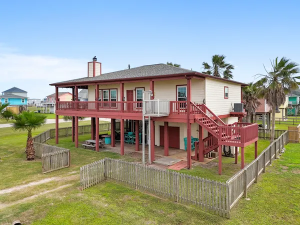 $429,000 | 702 Surf Drive, Surfside Beach, TX 77541