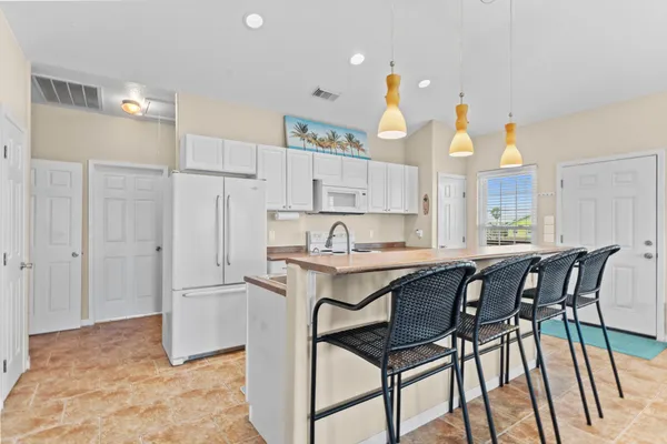 $429,000 | 702 Surf Drive, Surfside Beach, TX 77541