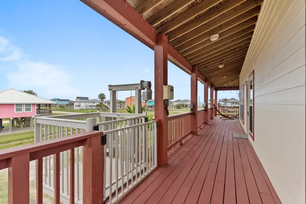 $429,000 | 702 Surf Drive, Surfside Beach, TX 77541