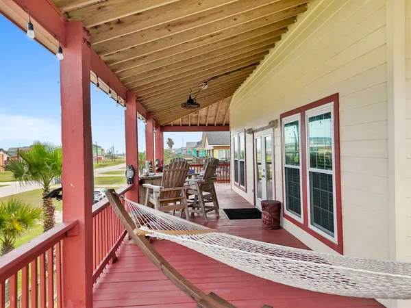 $429,000 | 702 Surf Drive, Surfside Beach, TX 77541