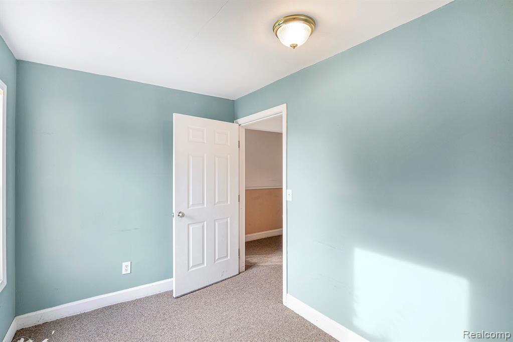 8050 Ortonville Road Clarkston, MI 48348 - Photo 14 of 30 Gallery Image 14