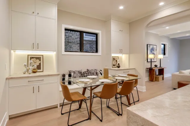 $1,929,000 | 2203 West Huron Street, Chicago, IL 60612