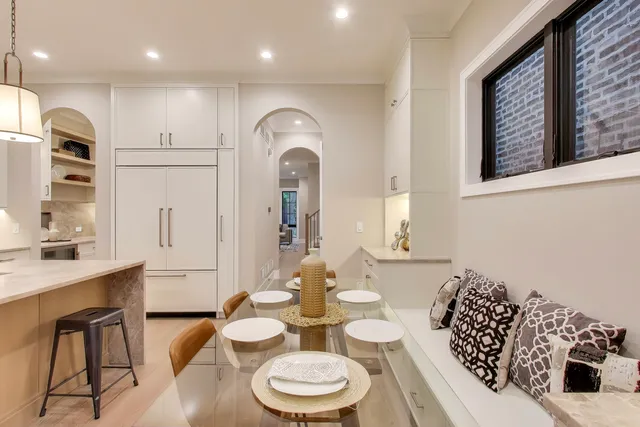 $1,929,000 | 2203 West Huron Street, Chicago, IL 60612