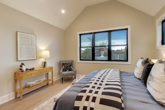 $1,929,000 | 2203 West Huron Street, Chicago, IL 60612