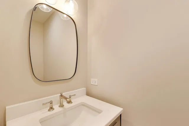 $1,929,000 | 2203 West Huron Street, Chicago, IL 60612