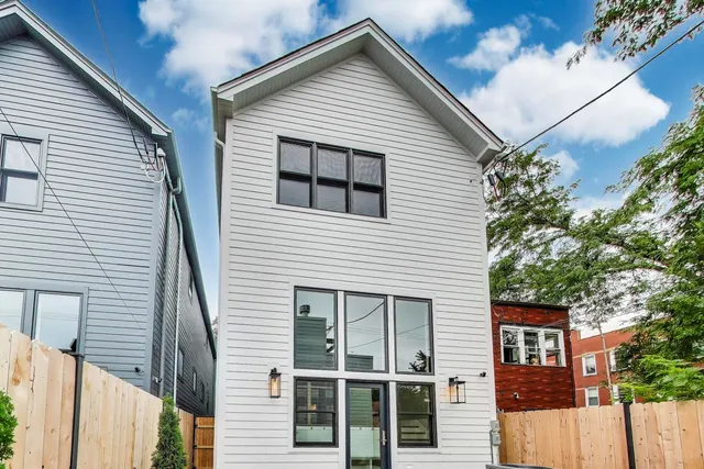 $1,929,000 | 2203 West Huron Street, Chicago, IL 60612