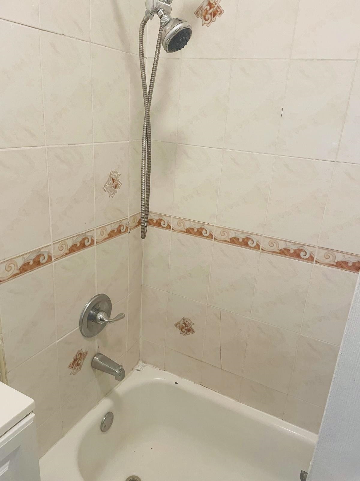 62 Highland Avenue, Unit 2 Newark, NJ 07104 - Photo 11 of 16