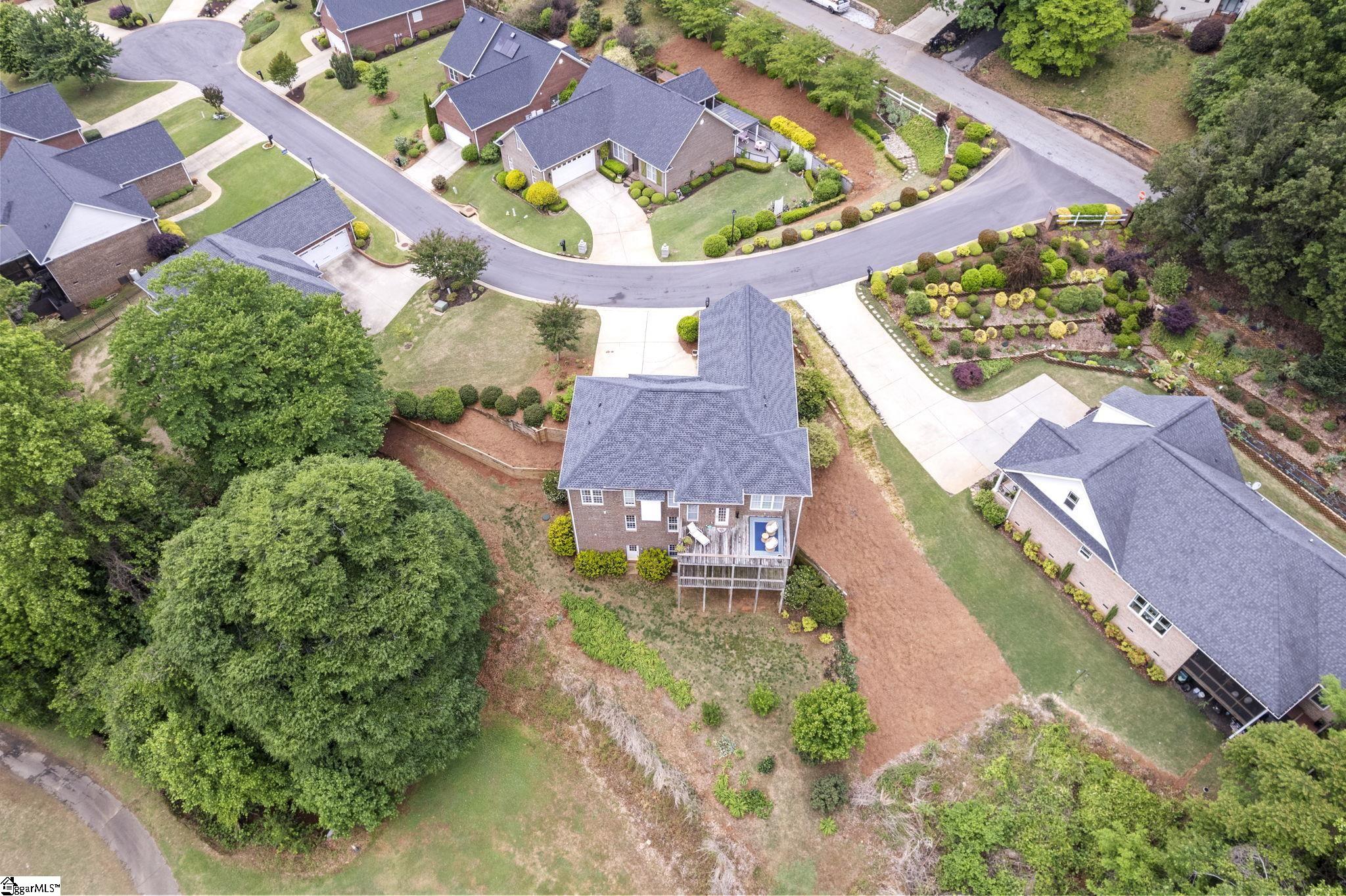 9 Belle Terre Court Greenville, SC 29609 - Photo 40 of 46
