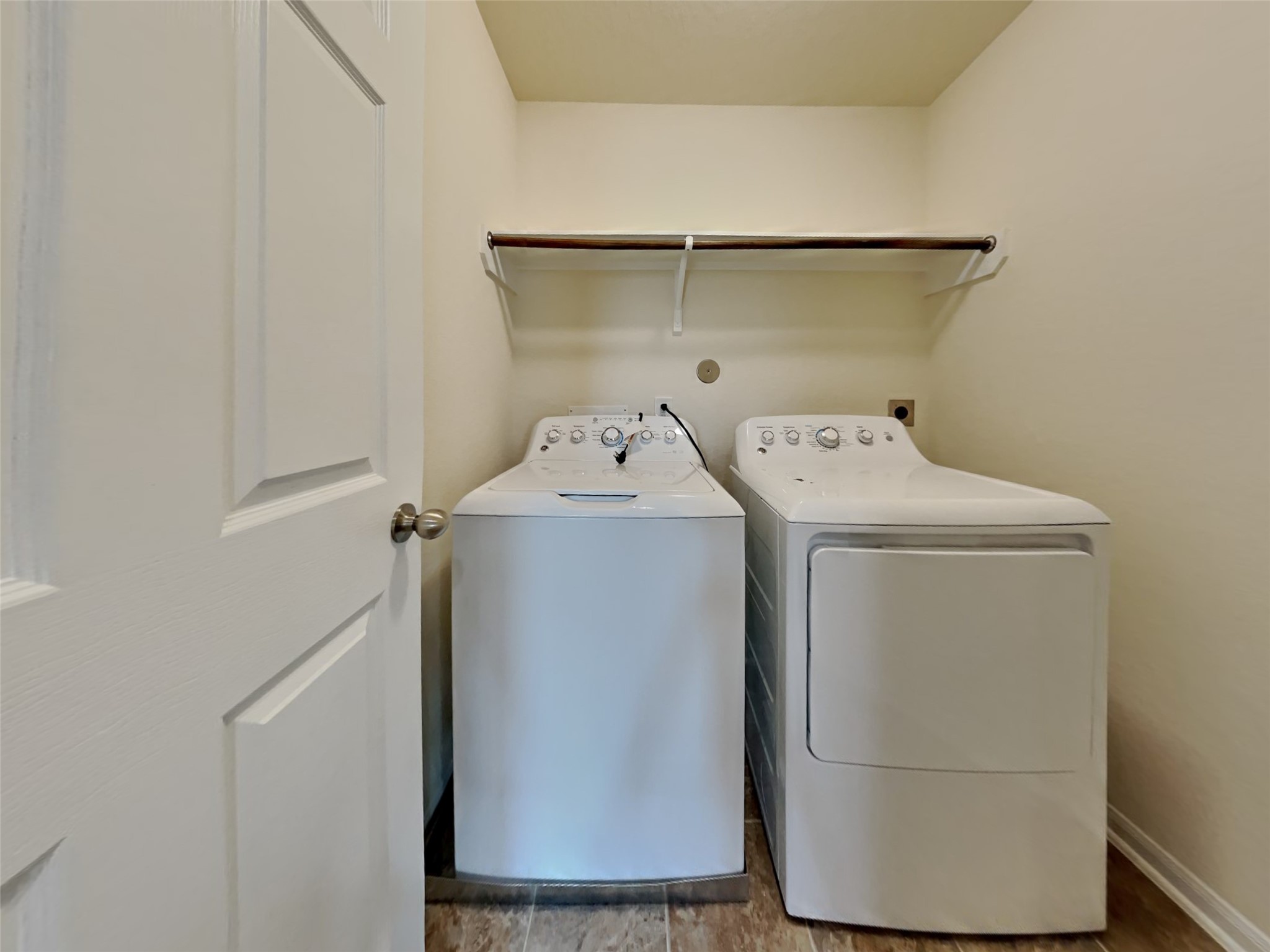 15315 Signal Ridge Way Cypress, TX 77429 - Photo 21 of 23 a utility room with dryer and washer