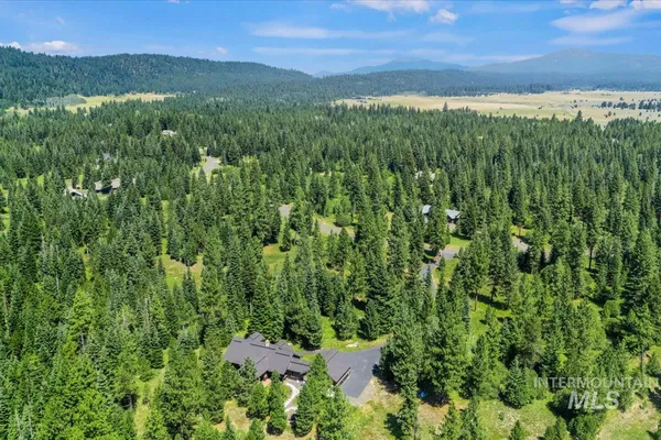 $2,495,000 | 33 Sundance Drive, McCall, ID 83638