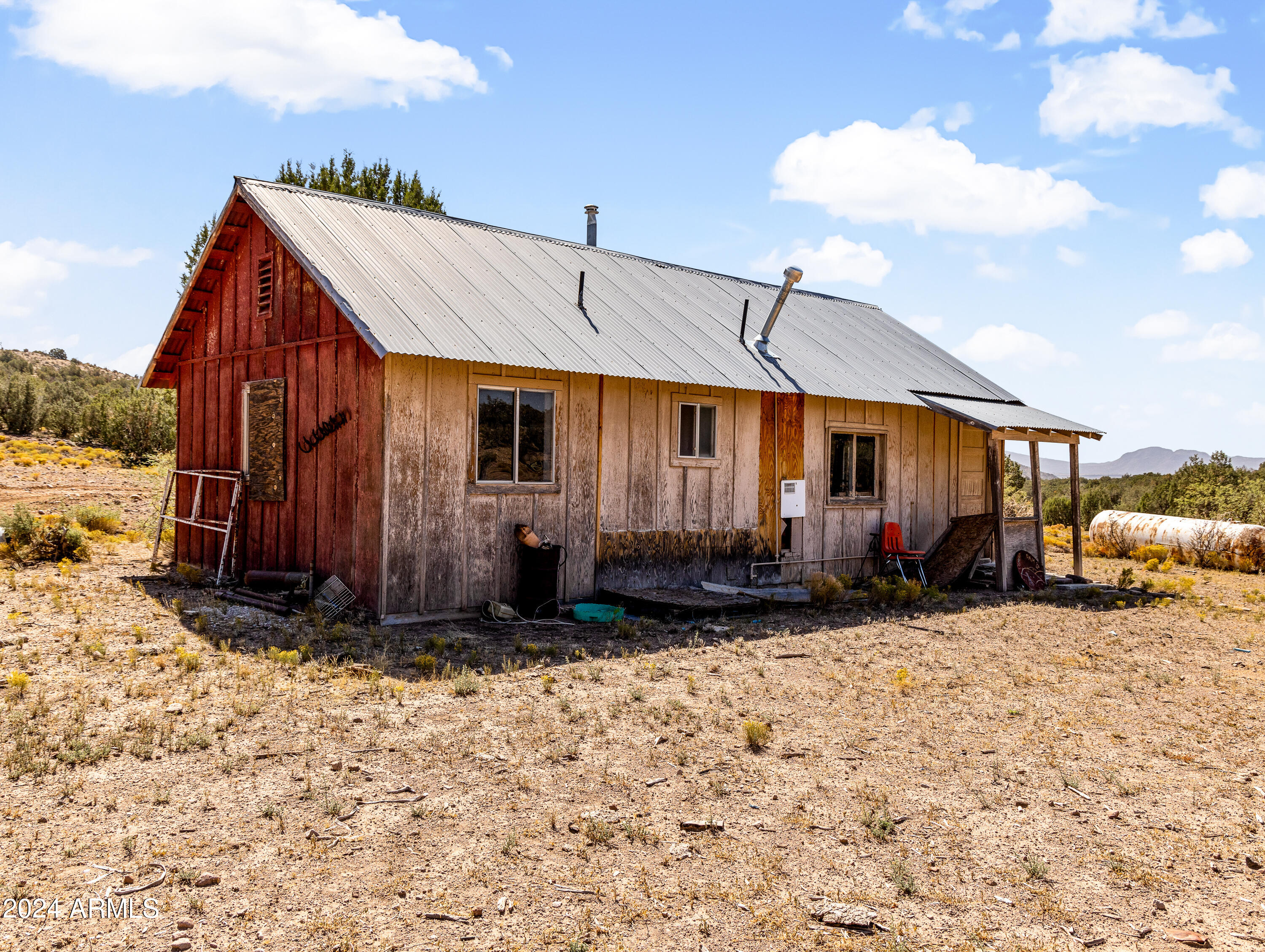 4820 East Perkinsville Road Chino Valley, AZ 86323 - Photo 117 of 128 a view of a house