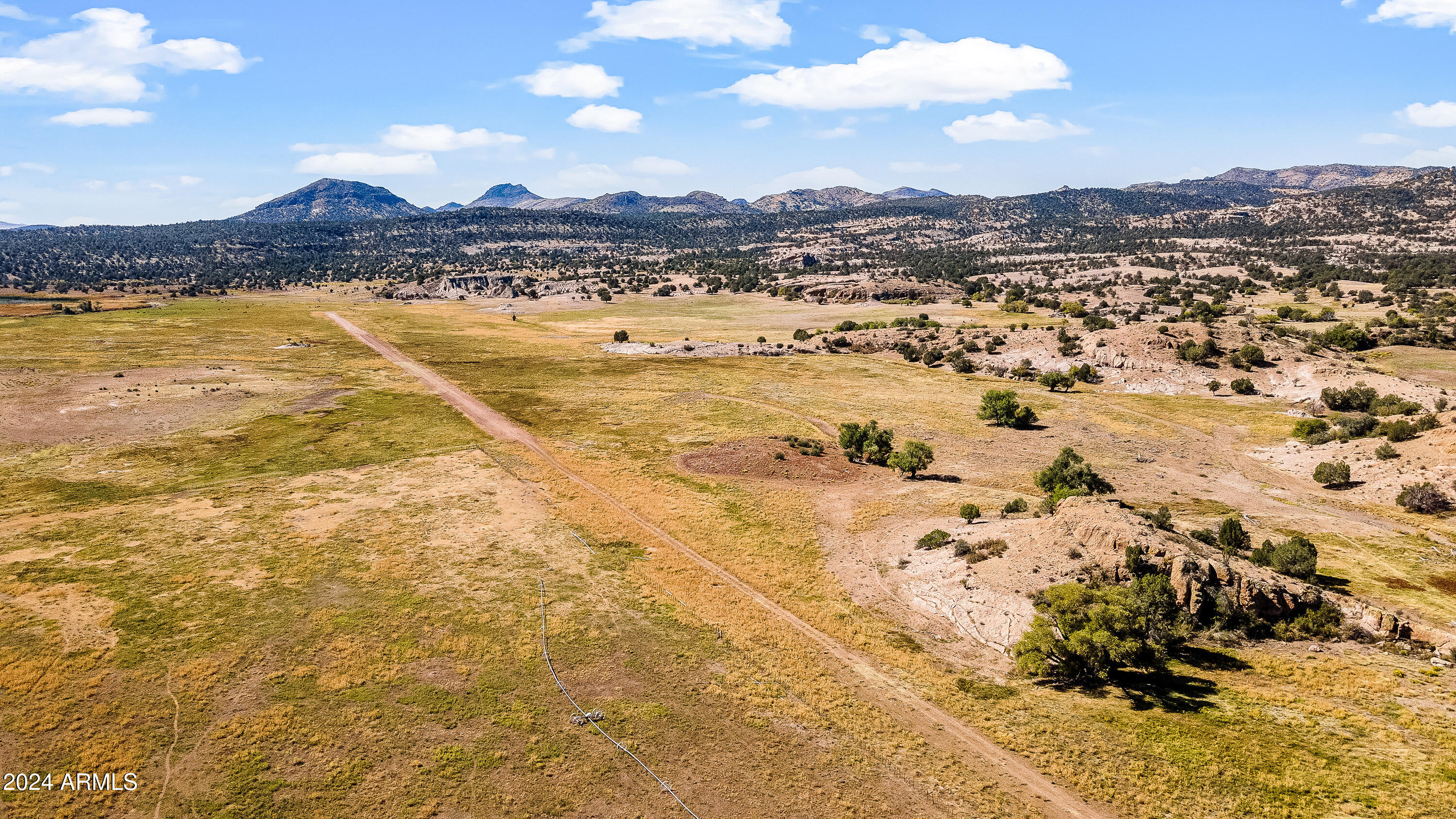 4820 East Perkinsville Road Chino Valley, AZ 86323 - Photo 14 of 128 a view of an ocean and a mountain
