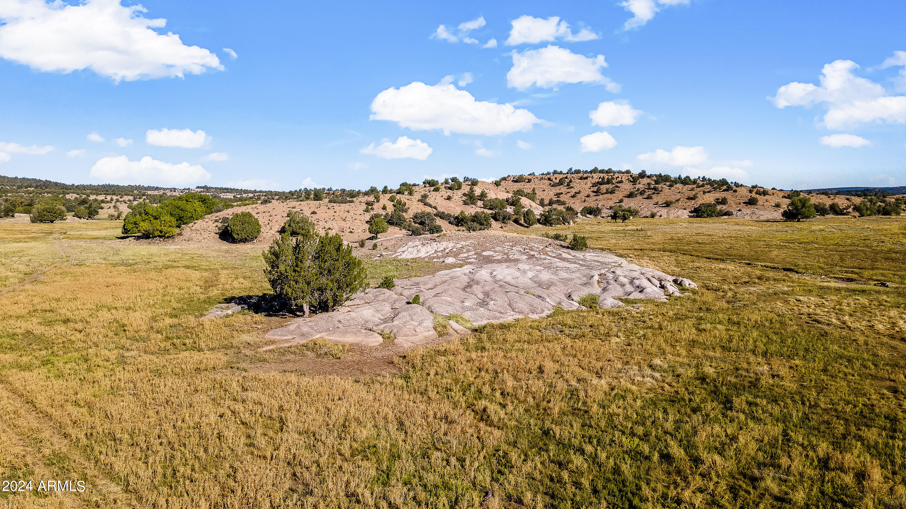 4820 East Perkinsville Road Chino Valley, AZ 86323 - Photo 21 of 128 a view of an ocean beach