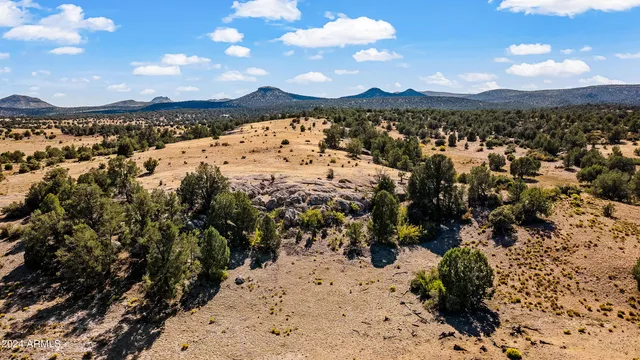 $33,000,000 | 4820 East Perkinsville Road, Chino Valley, AZ 86323