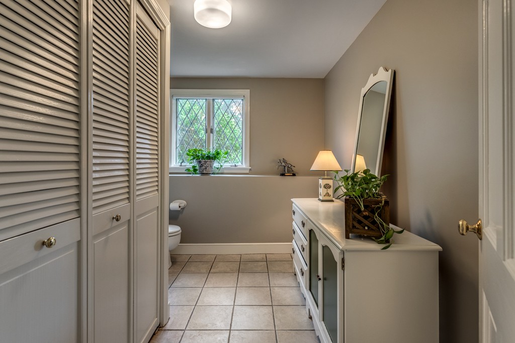 55 Indian Spring Road Milton, MA 02186 - Photo 12 of 26 Gallery Image 12