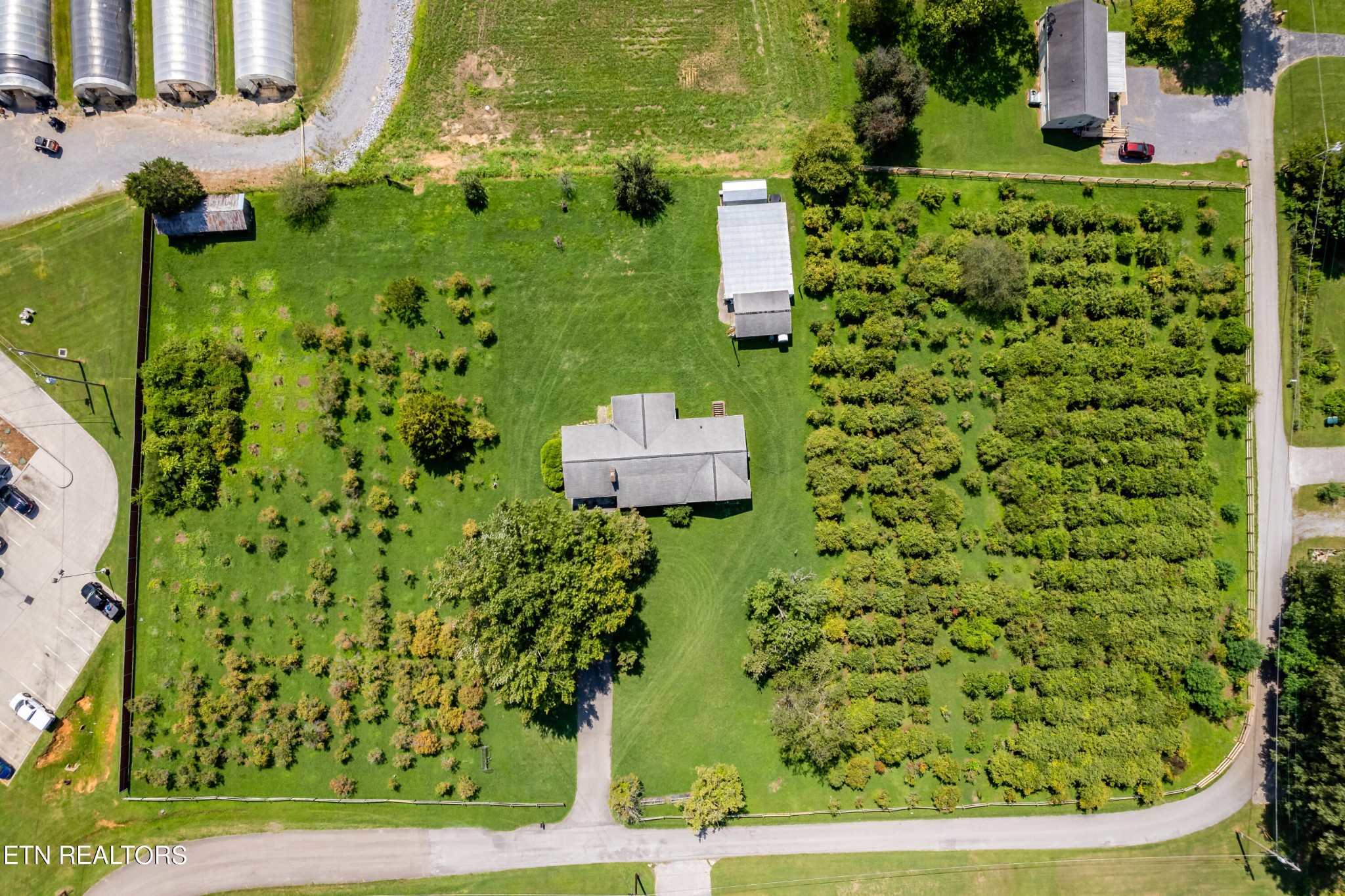 111 Harmon Road Maryville, TN 37804 - Photo 5 of 30