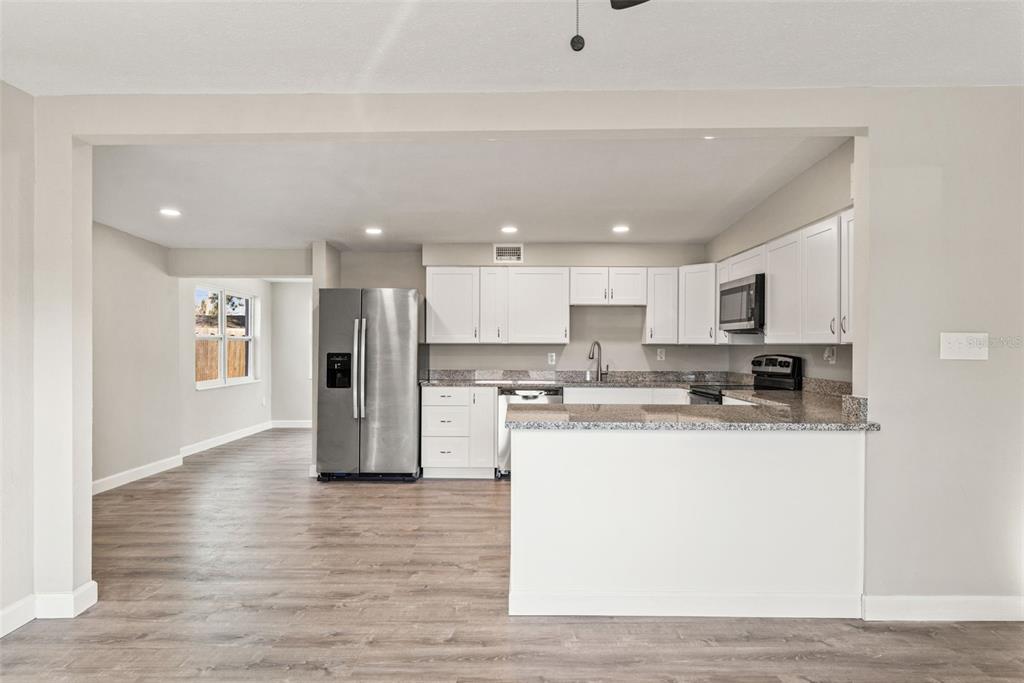 11200 Harding Drive Port Richey, FL 34668 - Photo 4 of 18