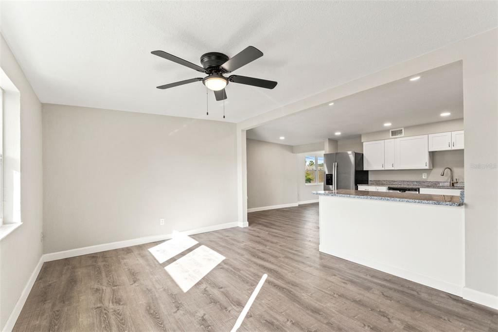 11200 Harding Drive Port Richey, FL 34668 - Photo 5 of 18